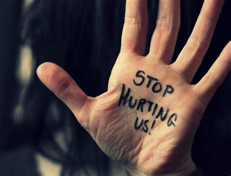 11 Warning Signs Of Domestic Violence