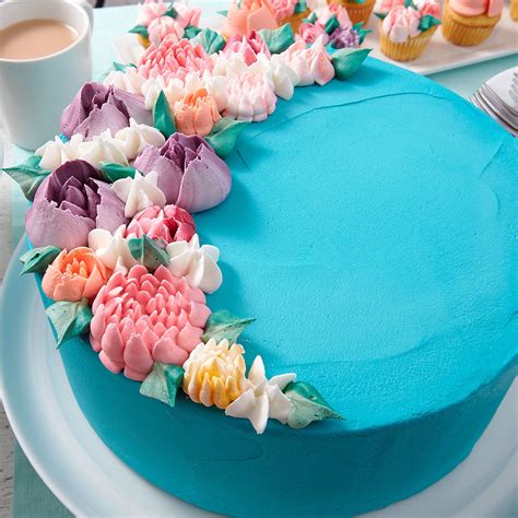 The rich treats come in several ways alibaba.com offers a massive variety of icing cake designs. Flower Birthday Cake | Wilton