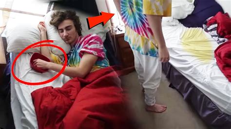Wet The Bed Prank On Roommate It Worked Youtube