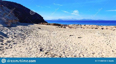 Playa De La Cera Papagayo Lanzarote Stock Photo Image Of Clear