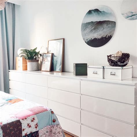 Diese website benutzt cookies, die für den technischen betrieb der website. Patchwork und Kommoden: Schlafzimmer im Scandi-Style ...