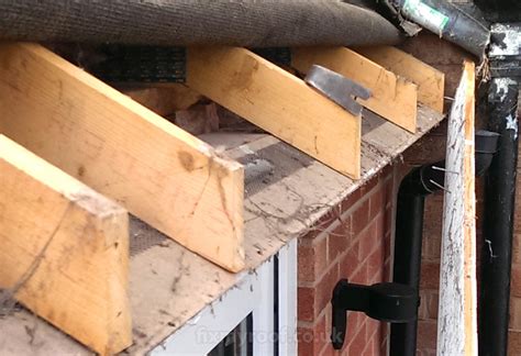 Besides its appearance, fascia board actually has a practical function supporting the roofline of the home. Recommended Fascia Company - Find a Good Fascia Installer