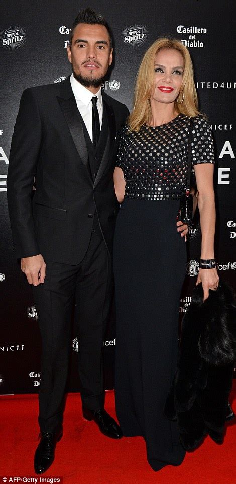 A collection of facts like salary, net worth, married, affair, dating, girlfriend, children, nationality, world cup. Manchester United stars raise £230k at Unicef Gala Dinner ...