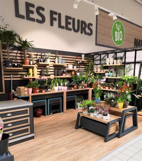 Mobiliers présentoirs pour fleurs et plantes | Someva