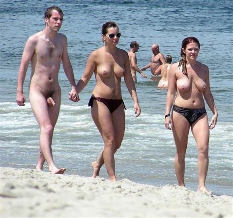 Pictures Showing For Cfnm Beach Nudism Mypornarchive Net