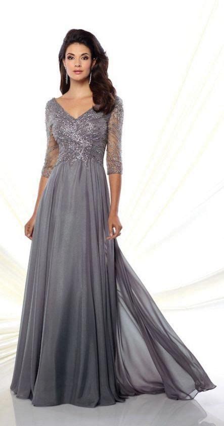 31 Gorgeous Mother Of The Groom Dresses For Winter Wedding
