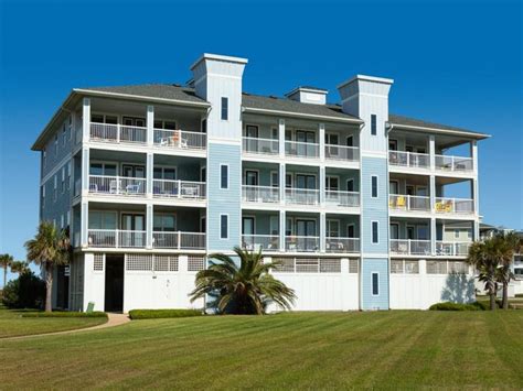 Operating out of galveston texas, baywatch dolphon tours provide hour long cruises along galveston harbor. Galveston - Pet friendly beachfront condo with panoramic ...