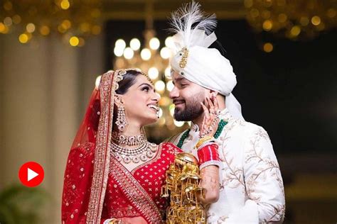 Bizarre Desi Couple Documents How They Spent Their Wedding Night Dgtl Anandabazar