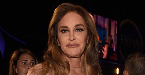 Caitlyn Jenner To Unveil Curves In Naked Shoot And The Kardashians Are Furious About It