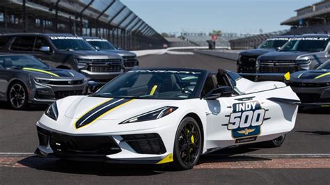 2021 Chevy Corvette Indy 500 Pace Car Abre Su Techo Al Cielo De Indiana