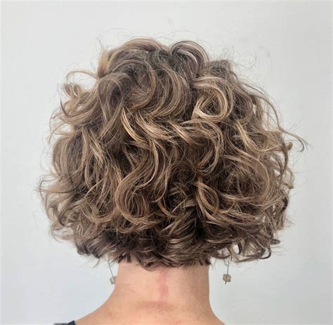 Short Hair Styles For L Unruly 2a Katie Todd On Instagram From Unruly And Frizzy Hair To