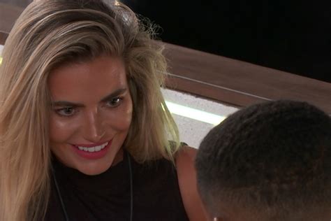 Love Island 2018 Megan Asks Wes To Kiss Her As She Confesses Feelings