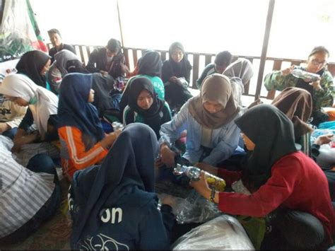 Latar masyarakat (novel tingkatan 2). HIMPS FISIP UNDIP Mengajarkan Hidup Ramah Lingkungan dan ...