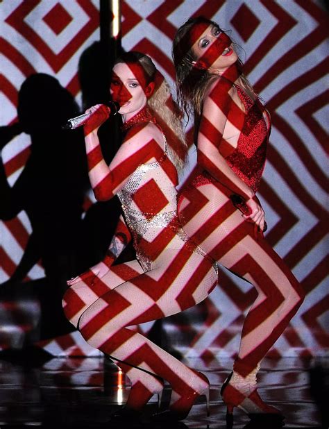 Jennifer Lopez And Iggy Azalea Perform Onstage At The AMAs Irish Mirror Online