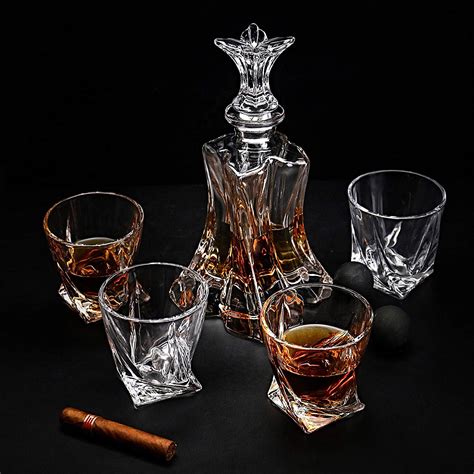 Unique Whiskey Decanter And Glass Set Premium Leadfree Crystal Decanter And Whiskey Glasses