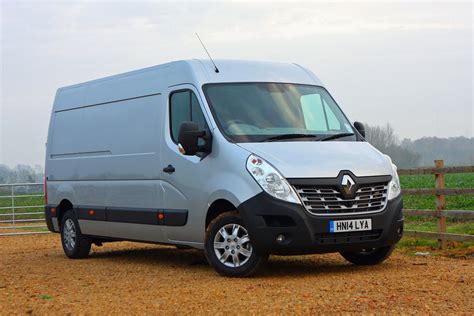 Renault Master Review 2021 Parkers