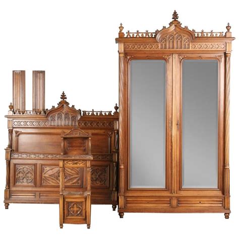 Whenever we hear of the word, our mind the gothic bedroom looks more than a mere dark area. French Gothic Style Bedroom Set, Carved Walnut End of the ...