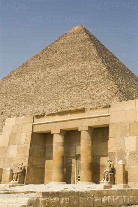 Tomb Mastaba Of Seshem Nefer Theti Great Pyramids Of Giza Unesco