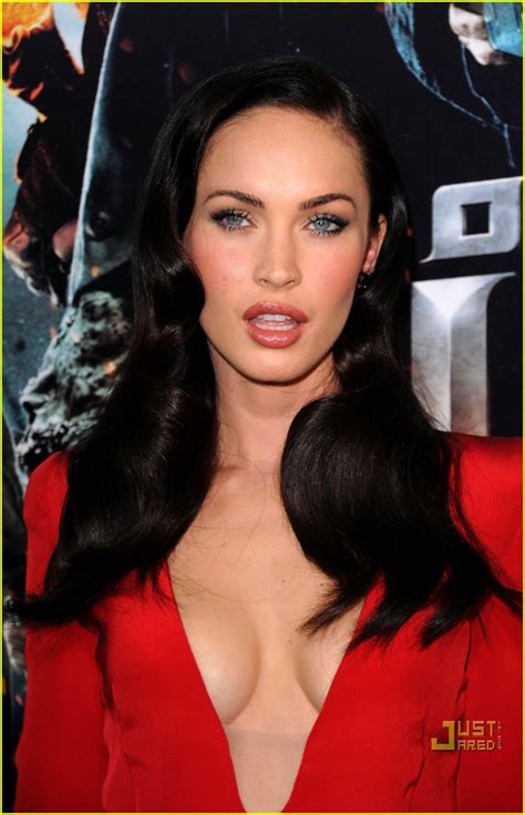 Megan Fox Red Hot At Jonah Hex Premiere Photo Megan Fox