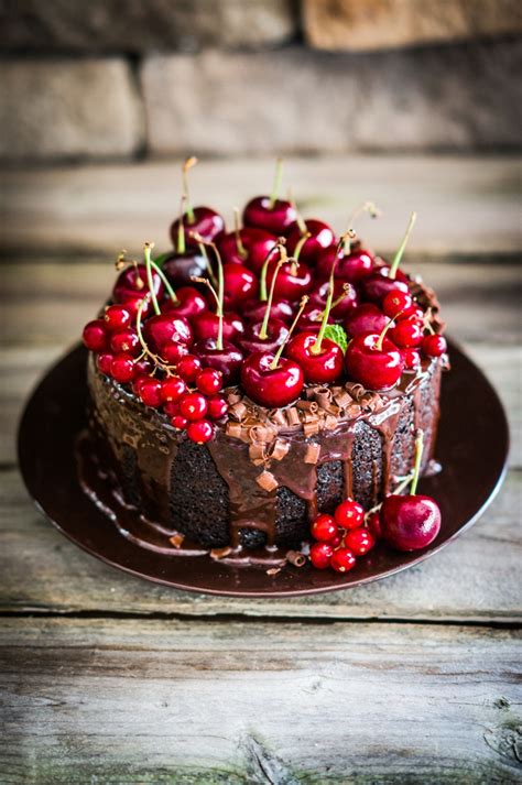 Chocolate Cake With Creamy Ganache Recipe Party Ideas Party