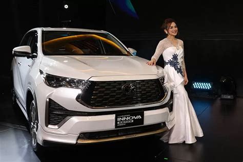 Yuk Intip Deretan Mobil Listrik Toyota HEV Di Indonesia Mulai Sedan