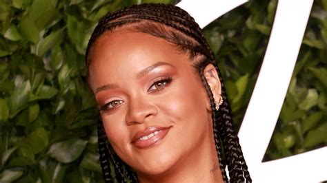 Rihanna Announces Savage X Fenty 2022 Events Inquisitr
