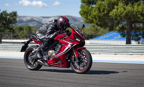 Explore honda cbr650r price in india, specs, features, mileage, honda cbr650r images, honda news, cbr650r review and all other honda bikes. Honda CBR 650R Price in Nepal, Lauching Soon, Features, Specs