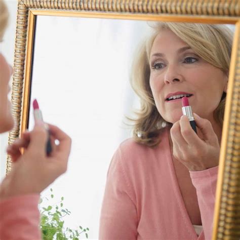 Make Up Tips For Over 50s 9 Youthful Beauty Tricks For Older Skin