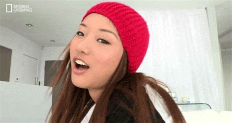 Alina Li GIFs Get The Best On GIPHY