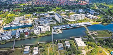 Een stad die veel mogelijk. HTC Eindhoven: 'We're creating the Netherlands' largest ...