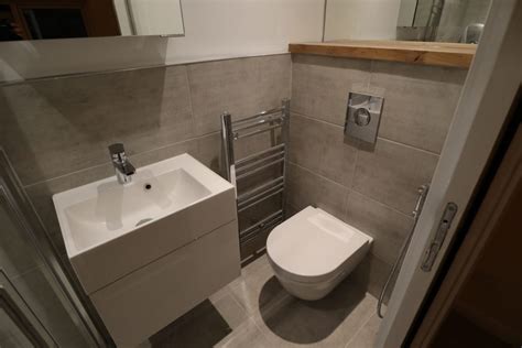 You should keep in mind that it is an extension of the bedroom so it should be arranged in the same style and basic colors. Adding an En Suite into Corner of Bedroom - UK Bathroom Guru