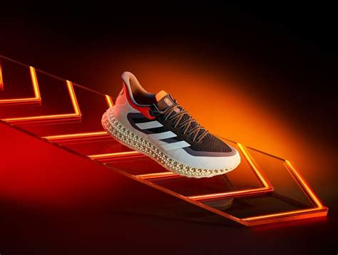 Adidas新一代4dfwd上市 獨家4d科技中底顛覆科學定律 突破跑鞋極限！ 運動星球 Sportsplanetmag