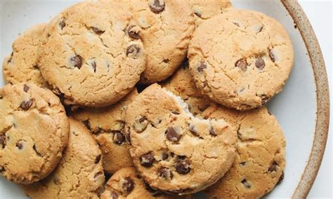 Delicious Air Fryer Chocolate Chip Cookies So Easy To Make