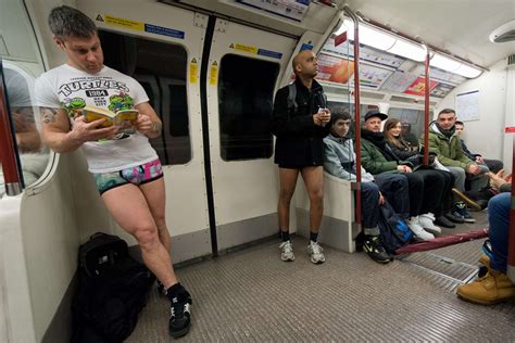 Th Annual International No Pants Subway Ride