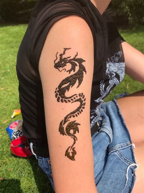 Top 107 Dragon Henna Tattoo Designs