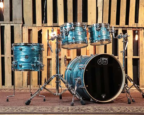 Dw Performance Turquoise Oyster Fusion Drum Set 16x20 Reverb