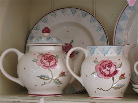 Emma Bridgewater Mm Rose 4 Cup Teapot Single Rose Mm Rose 15 Pint