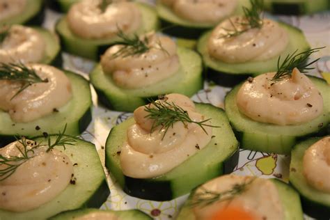 And cold scale up the recipe and pour into a large roasting tin and put in the fridge to set. Tin Salmon Mousse Recipe - Smoked Salmon Tartlettes - This recipe doubled was the perfect amount ...