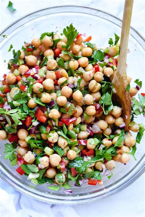 The Best Mediterranean Chickpea Salad