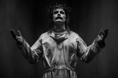 Zack Snyder Reveals Photo Of Jared Leto As A Biblical Joker In A Pose Similar To Jesus Christ