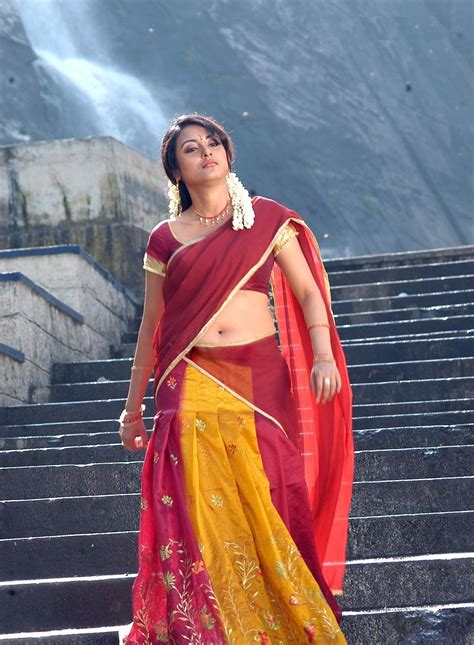 Hot Navelsouth Indian Actress Navelarimpts India Glits