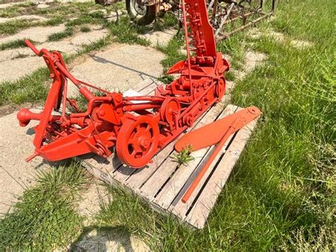 Allis Chalmers 80r 3 Three Point Sickle Bar Mower Aumann Auctions Inc