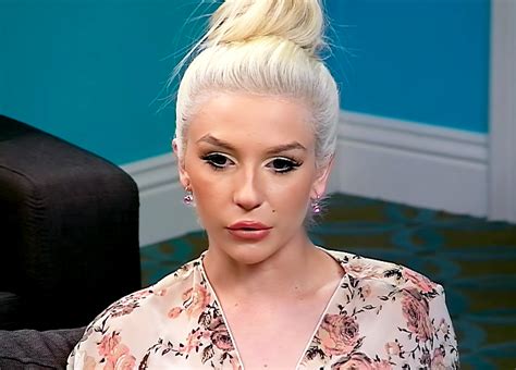 Courtney Stodden Cries About Her Mom Falling For Doug Hutchison