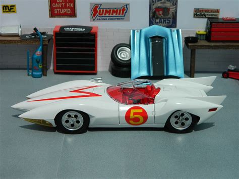 Speed Racer Mach 5 Race Car Snap Plastic Model Car Vehicle Kit