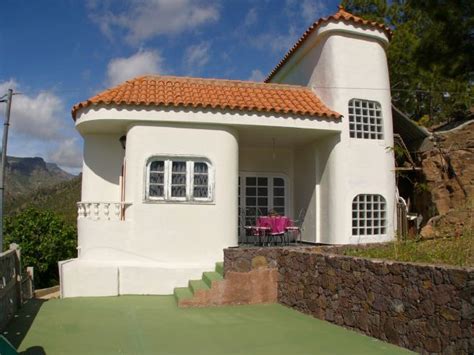 Mit 41 jahren erfahrung und mit 4 immobilienbüros in arguineguín, puerto rico und puerto de. Immobilien Gran Canaria Haus Kaufen | Slow Razmadze