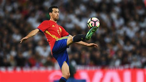 Busquets Creo Que Voy A Seguir Jugando Muchos Años Con España