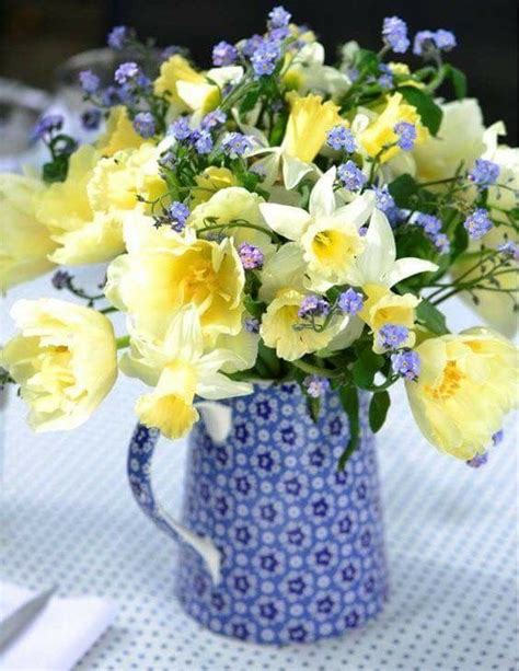 Pin By Rita Leydon On Blue Farmhouse Spring Flower Arrangements