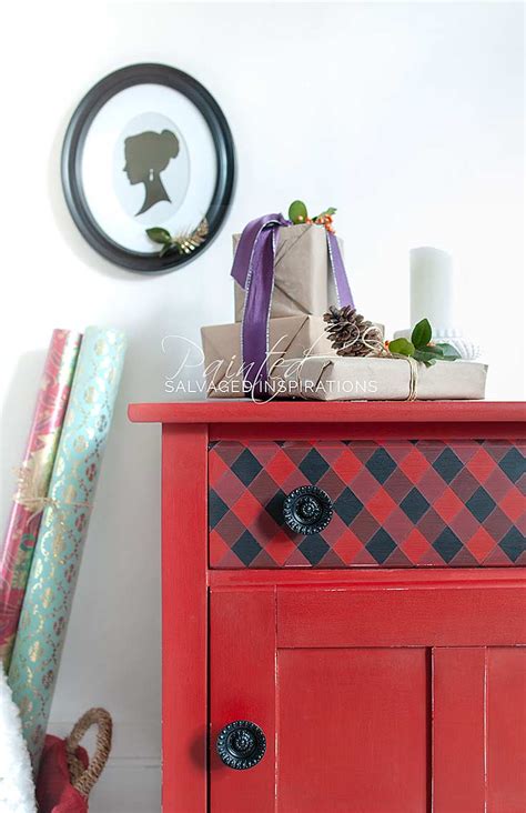 I am so excited to share my version of a buffalo check patterned wall with you that i can't even wait for the entire nursery installation. How To Paint Buffalo Plaid in 5 Easy Steps! - Salvaged ...