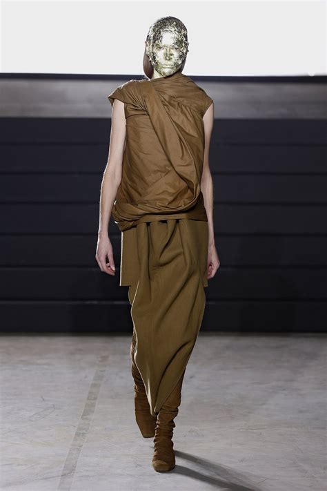 Rick Owens Ready To Wear Fashion Show Collection Fall Winter 2015