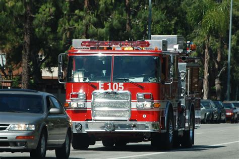 Los Angeles Fire Department Lafd Lafd Engine 105 Navymailman Flickr